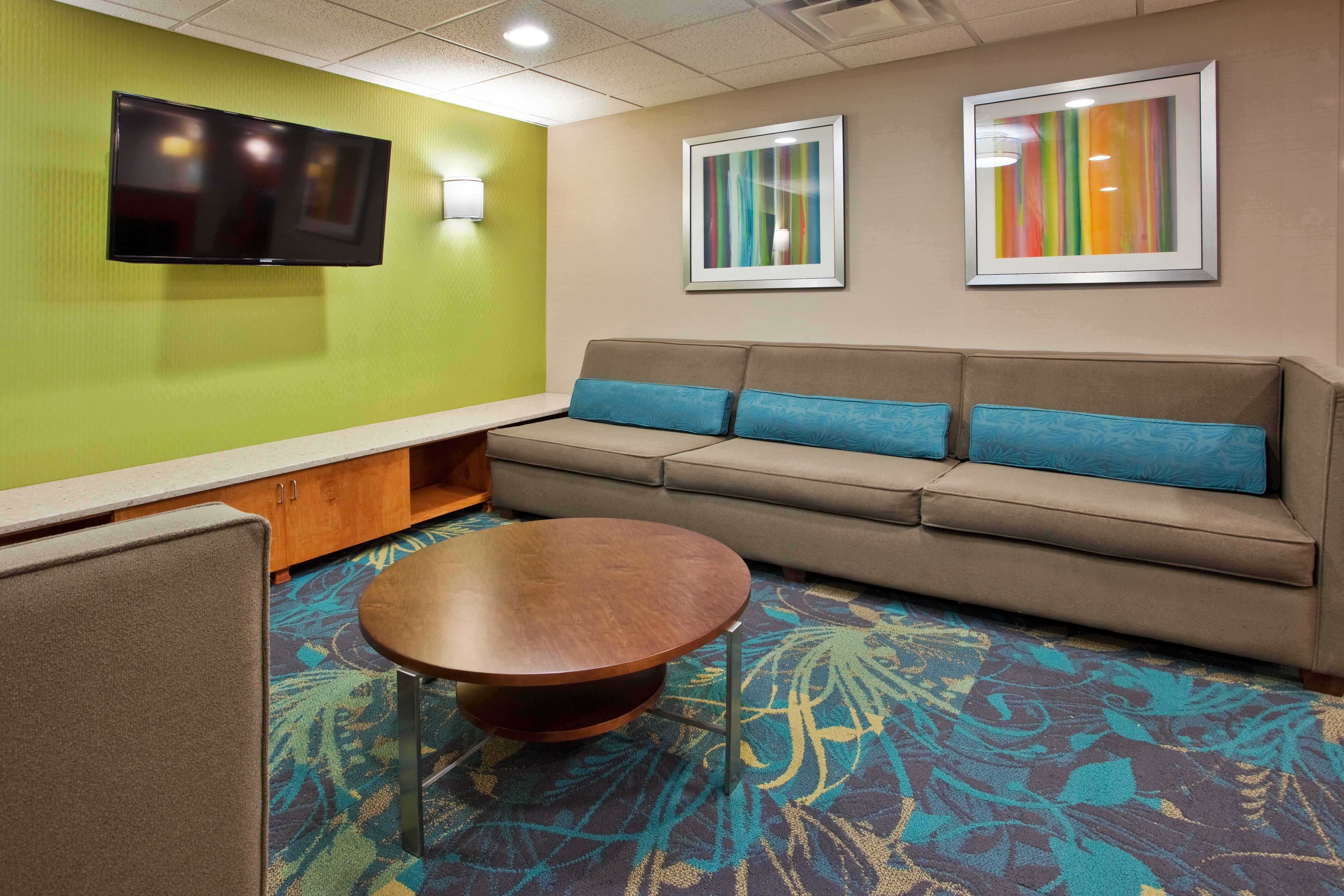 Holiday Inn Express Hotel & Suites Kimball, An Ihg Hotel Extérieur photo